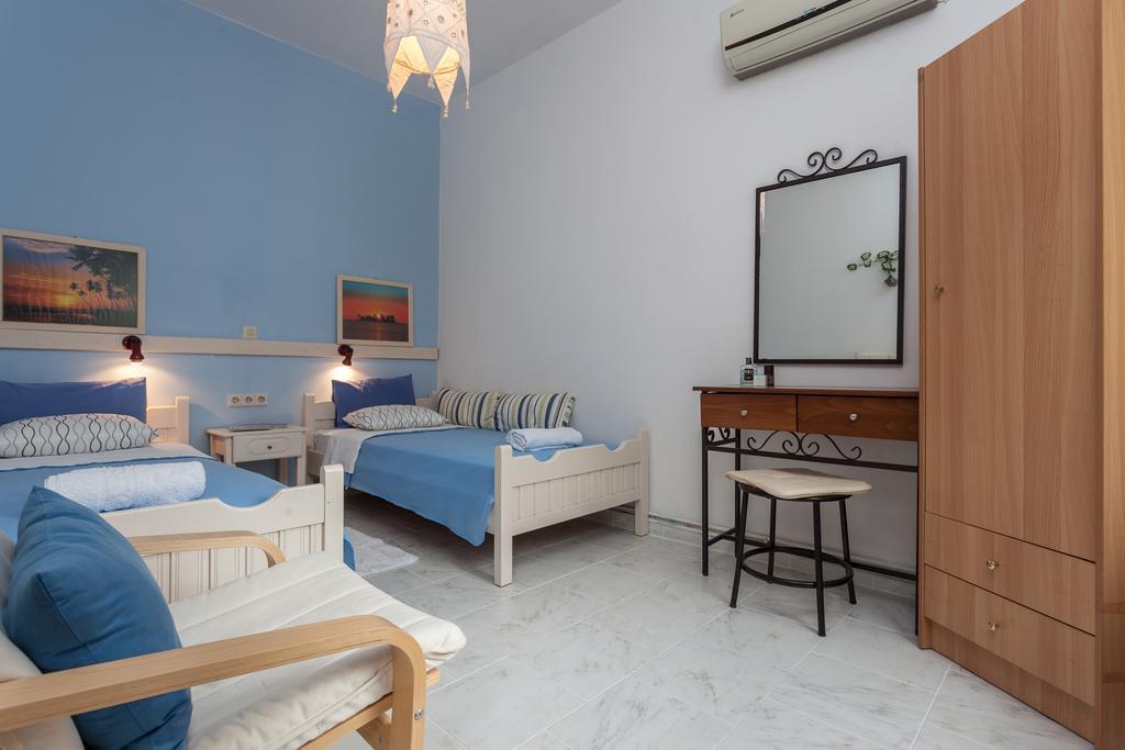 Karavos Sea View Apartments Bandar Skopelos Luaran gambar